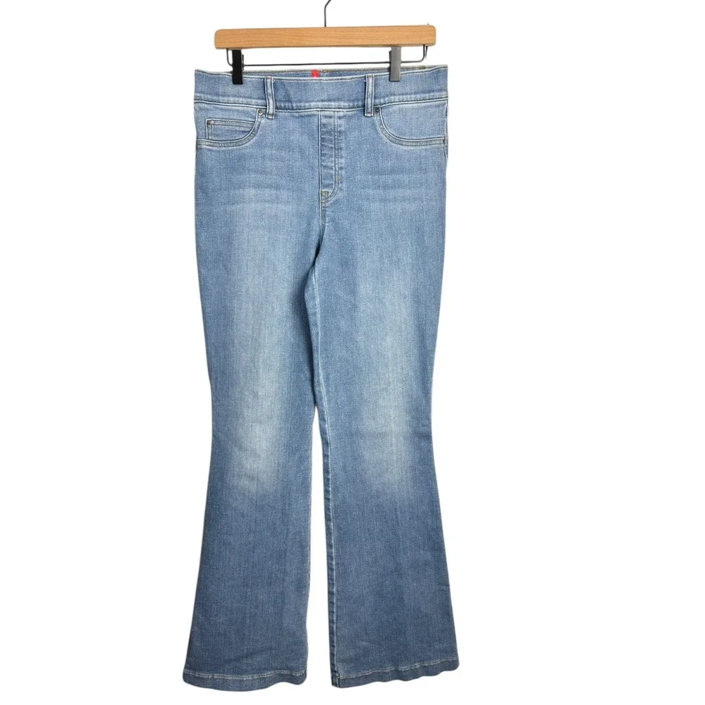 SPANX  Shapewear Stretch Flare Jeans Light‎ Wash High Rise Denim Pants Sz L